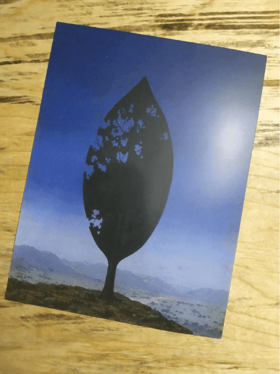 تک‌برگی به‌سان یک درخت تنها